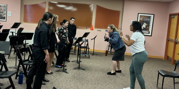 Students in a jazz clinic rehearsal session